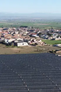 Bazkideek La Serra instalazio fotovoltaikoa Generation kWh proiektuaren bitartez finantzatu dute energia kostaprezioan jasotzeko