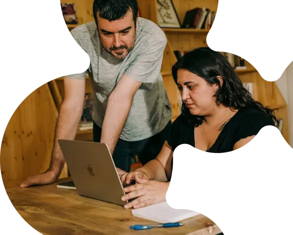 SomLab - Hackasom komunitatea, teknologiaren laguntzaz etorkizun iraunkor bat sortzeko helburuarekin, informatika- eta programazio-ezagutzak partekatu nahi dituzten lagunen topagunea da