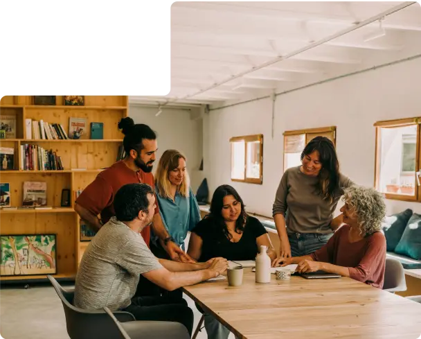 Pertsonak direla lortu nahi dugun etorkizunaren eragileak. Egin bat energia eraldatzailearekin.