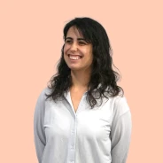 Elsa Cano. No siempre tenemos la oportunidad de alinear nuestros valores personales con nuestro día a día en el mundo laboral, y en Som Energia, puedo decir con alegría que eso es una realidad