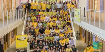 Imagen con todas las socias que participaron en la Asamblea