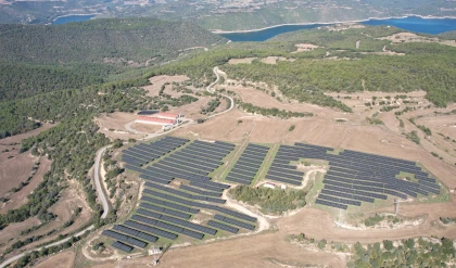 Vista aérea de la planta Mas Pinós en Tiurana (Lleida)